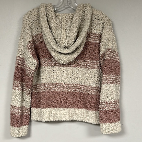 Hippie Rose • Dusty Rose / Oatmeal Sherpa V-neck Pullover Hooded Sweater, S - Picture 3 of 6